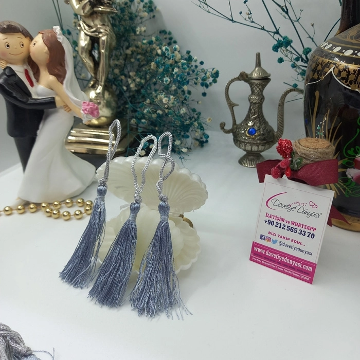 Açık%20Gri%20Püskül