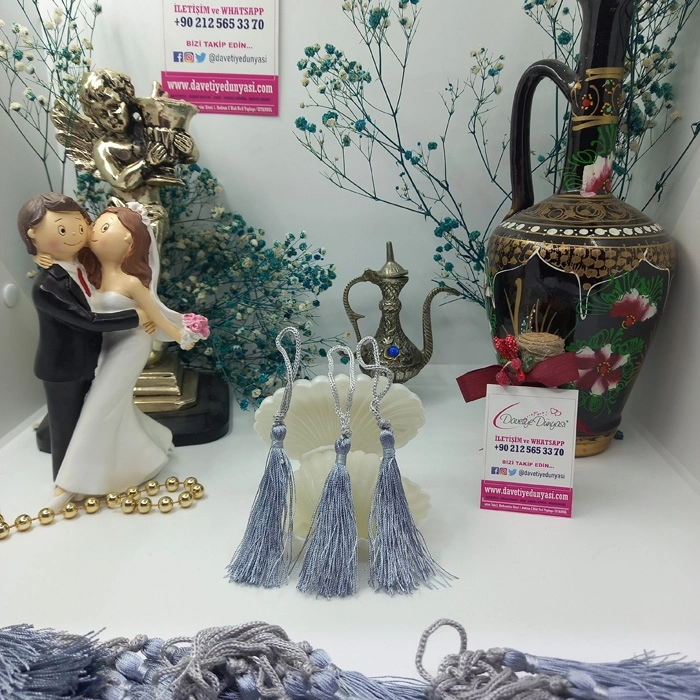 Açık%20Gri%20Püskül