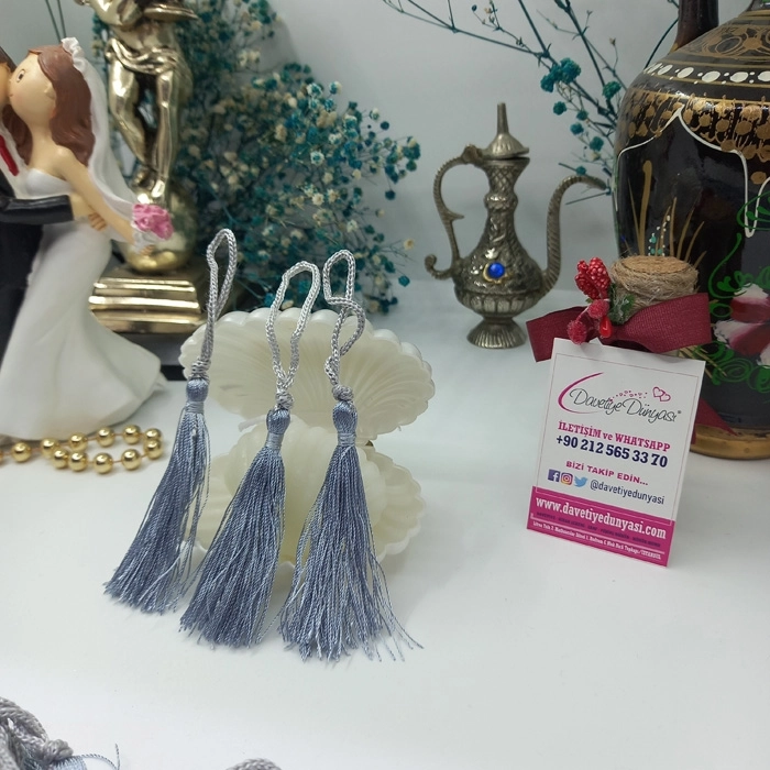 Açık%20Gri%20Püskül