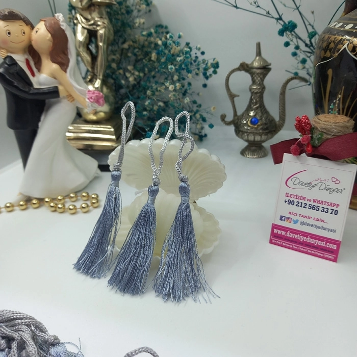 Açık%20Gri%20Püskül