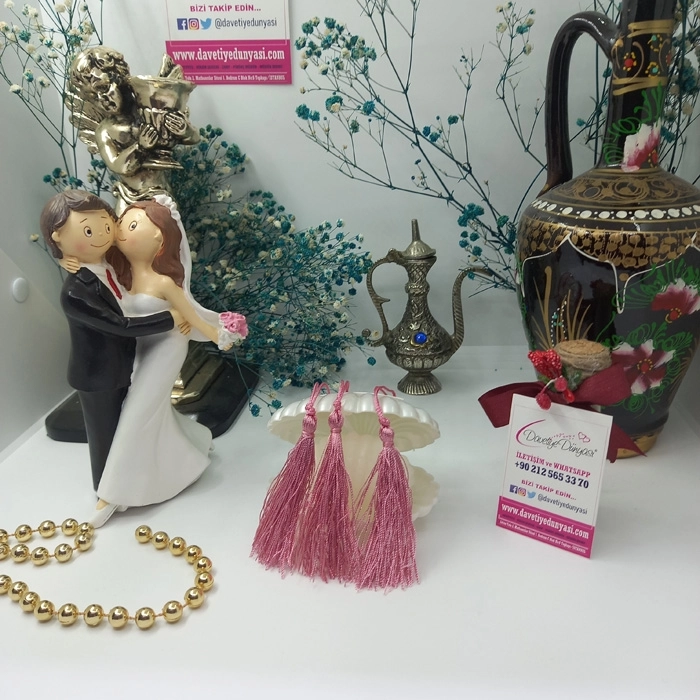 Gül%20Pembe%20Püskül