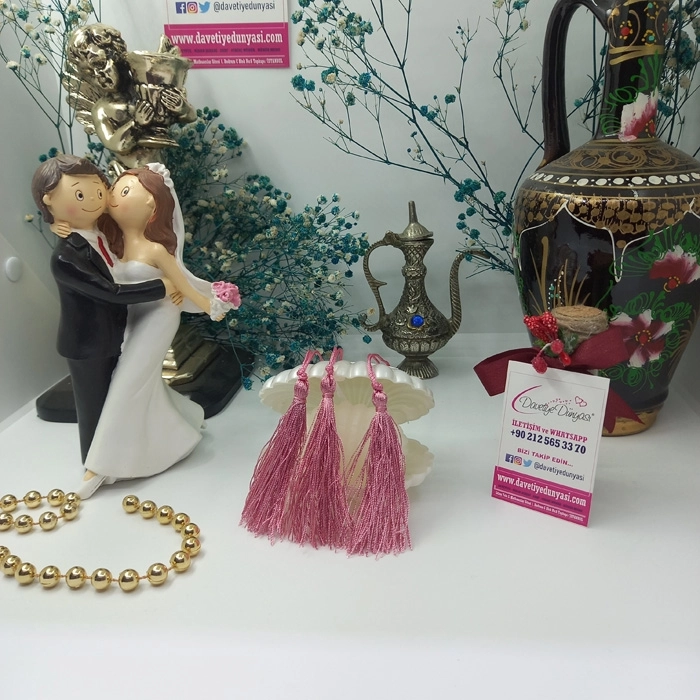 Gül%20Pembe%20Püskül